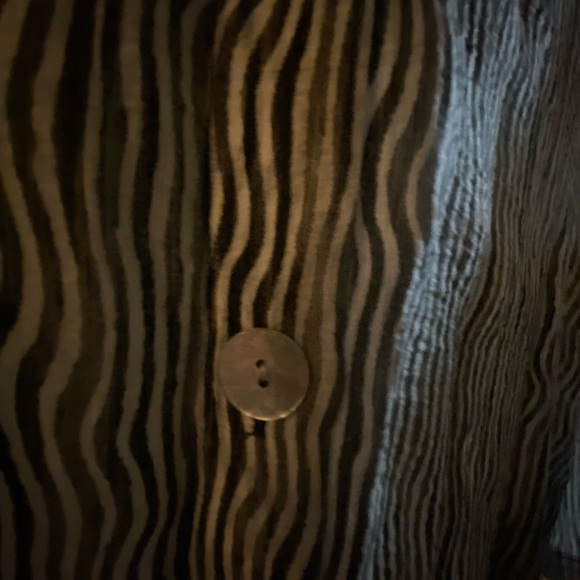 Structured collar button down - Picture 5 of 5